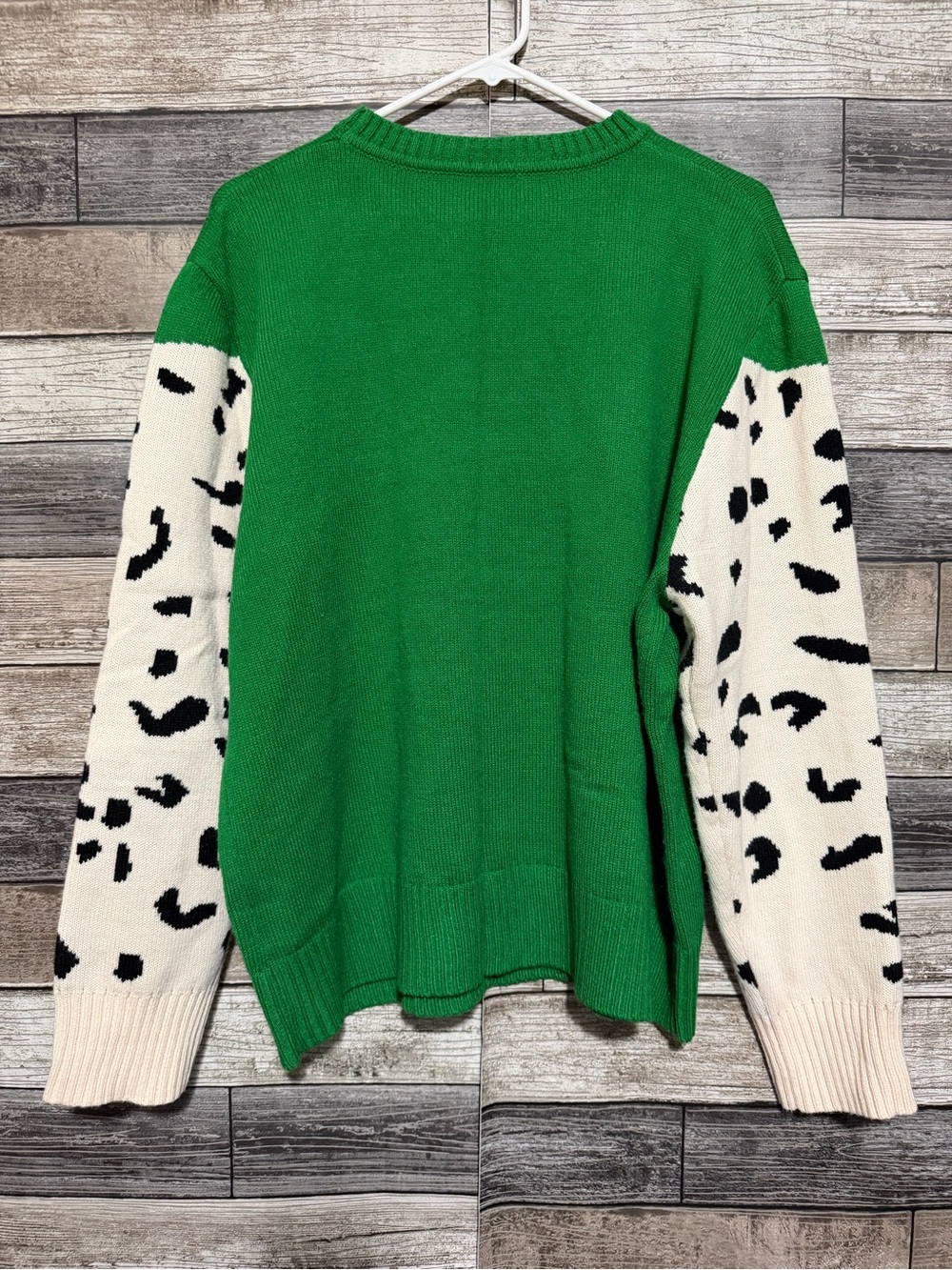Shein Curve Snow Leopard Sweater Women’s 2XL Green Pullover Crewneck - Picture 4 of 6